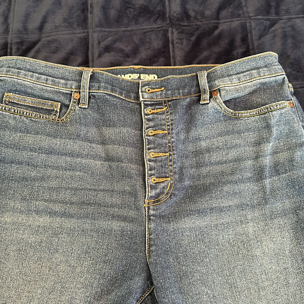 Lands' End Button Fly Kick Flare Crop Jeans with Vintage Appeal - Picture 2 of 8